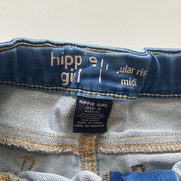 Hippie Girl Shorts - Picture 4 of 4